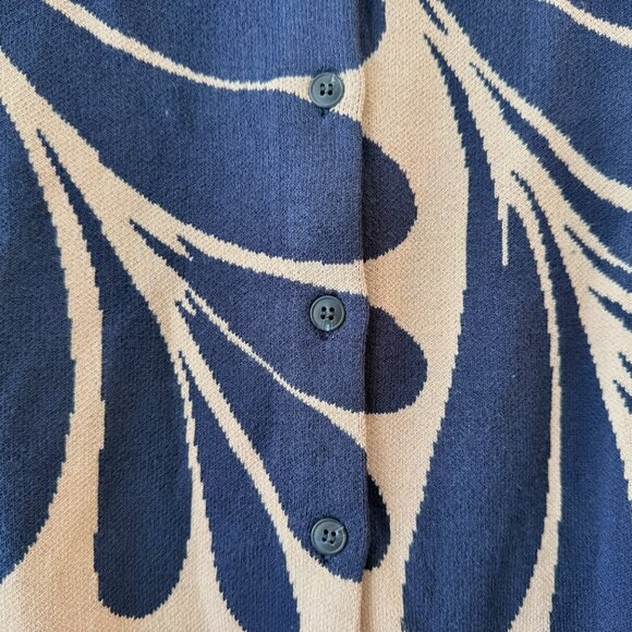 Ann Taylor | Leaf Petal 3/4 Sleeve Ann Cardigan - Picture 6 of 12